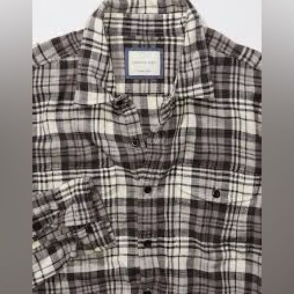 American Eagle Flannel Plaid Shirt‎ Large Grey NWT in packaging - Picture 2 of 8